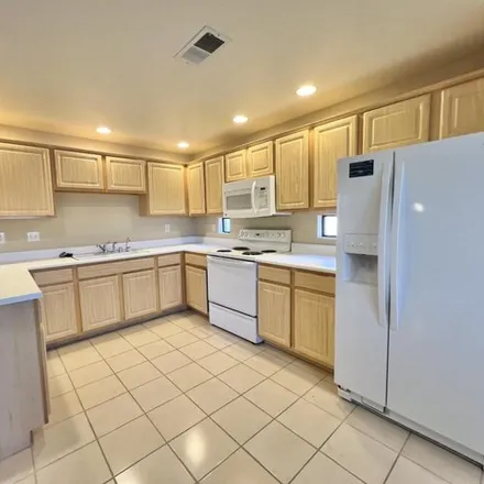 Image 4 - 9455 E Raintree Dr Unit 1012, Scottsdale, Arizona, 85260 - Apartment for rent