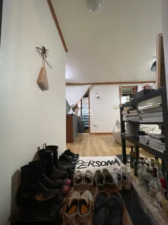 Rent this studio apartment on 서울특별시 서초구 잠원동 36-2