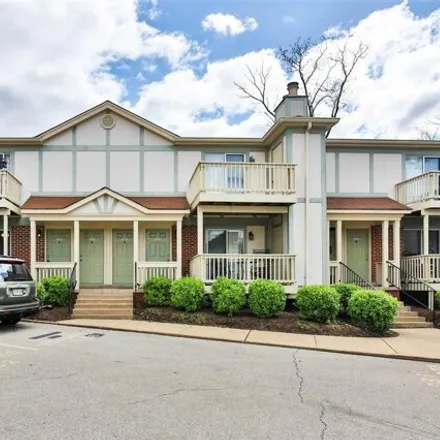 Buy this 2 bed condo on 1543 East Swan Circle in Brentwood, Saint Louis County