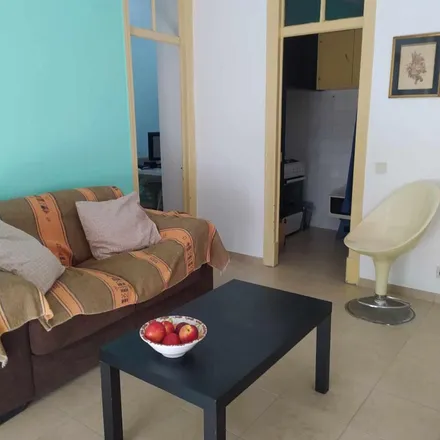 Rent this 2 bed apartment on Rua 31 de Janeiro in 2950-252 Palmela, Portugal