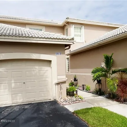 Rent this 2 bed townhouse on 1813 Salerno Circle in Weston, FL 33327