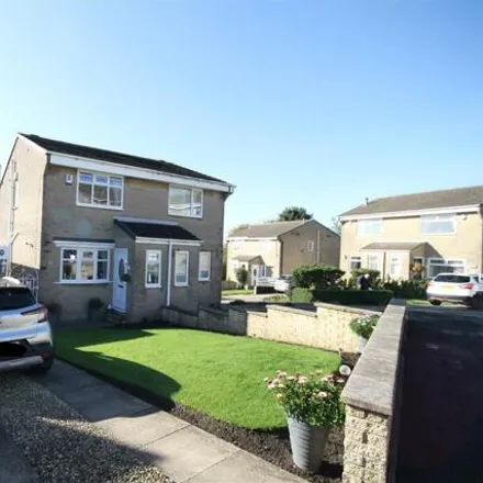 Buy this 2 bed duplex on Lichfield Mount in Wrose, BD2 1NT