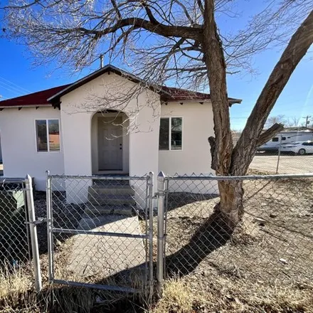 Image 1 - 674 East Wilson Avenue, Gallup, NM 87301, USA - House for sale