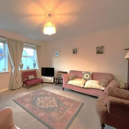 Image 4 - Popham Close, Tiverton, EX16 4GA, United Kingdom - Apartment for sale