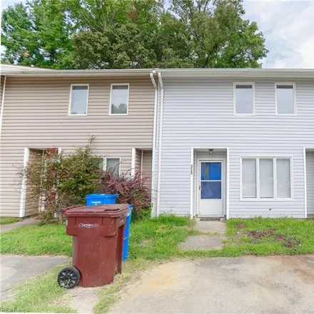 Rent this 2 bed townhouse on 3709 Radford Circle in Poplar Hill, Chesapeake