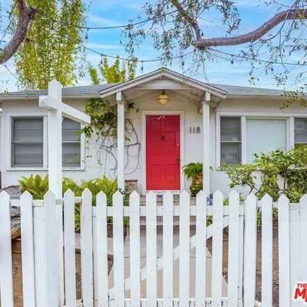 Rent this 1 bed house on Ocean Way Court in Santa Monica, CA 90401