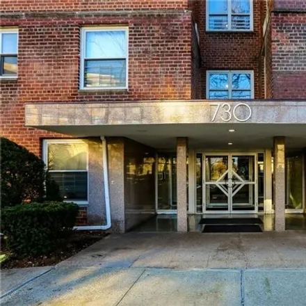 Image 3 - 740 Pelham Road, Rosedale, City of New Rochelle, NY 10805, USA - Apartment for rent