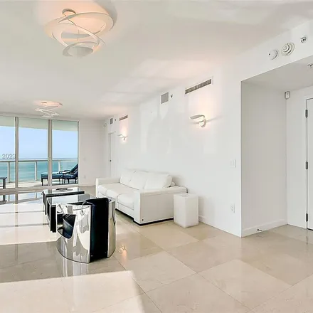 Image 9 - 3800 Collins Avenue, Miami Beach, FL 33140, USA - Apartment for rent