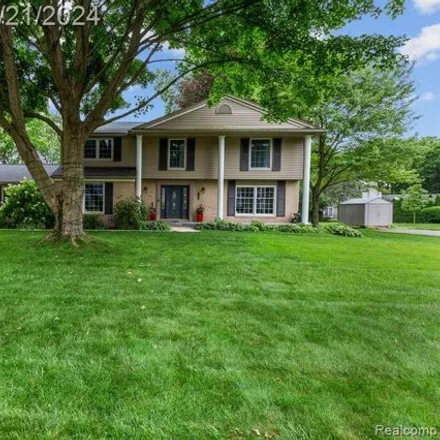 Buy this 5 bed house on 2561 Black Pine Trail Dr in Troy, Michigan