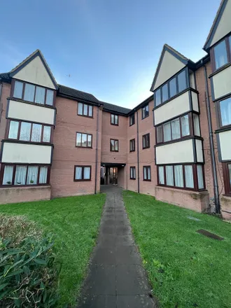 Rent this 2 bed apartment on Petunia Court in Luton, LU3 1XT