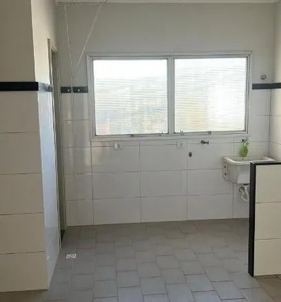 Rent this 2 bed apartment on Rua Hermínio Pinto in Vila Flores, Bauru - SP
