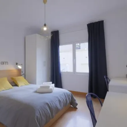 Rent this 2 bed room on Carrer de Laforja in 57-59, 08006 Barcelona