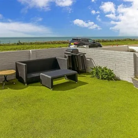 Image 3 - The Esplanade, Peacehaven, BN10 7HE, United Kingdom - Townhouse for sale