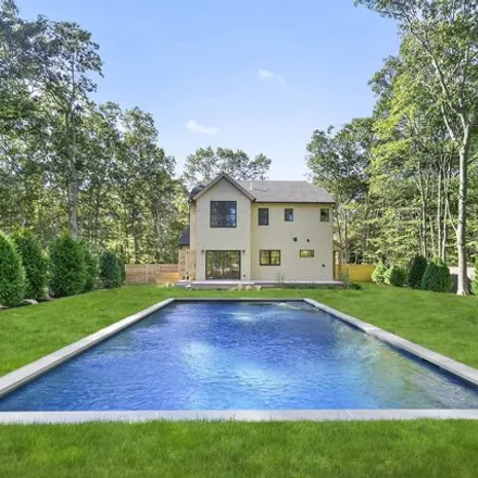 Rent this 4 bed house on 80 Sycamore Drive in East Hampton, Springs