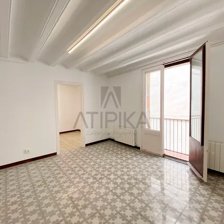 Image 4 - Cathedral of Santa Eulalia, Carrer del Bisbe, 08001 Barcelona, Spain - Apartment for rent