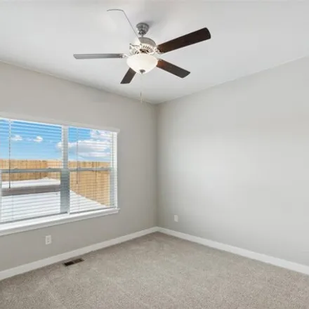 Image 7 - Yampa Court, Commerce City, CO, USA - House for sale