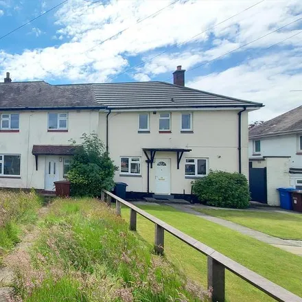Rent this 4 bed house on Ullswater Road in Chorley, PR7 2JJ