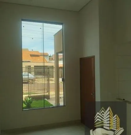 Buy this 2 bed house on Rua Júlio Nino in Pacaembu, Região Geográfica Intermediária de Londrina - PR