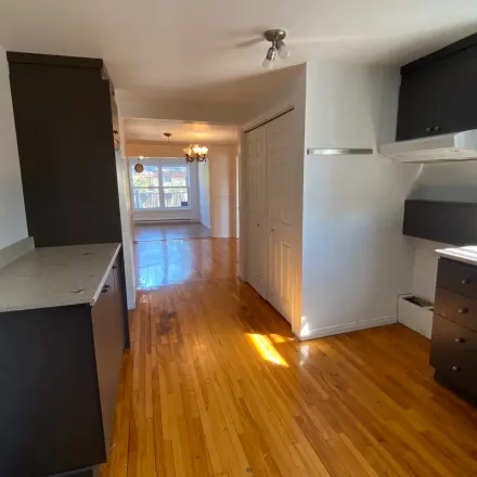 Rent this 1 bed apartment on 455 Rue Sainte-Cécile in Trois-Rivières, QC G9A 1P7