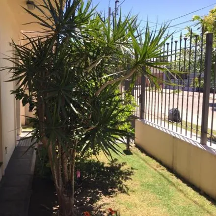 Buy this 2 bed house on Triunvirato 308 in San Martín, Cordoba