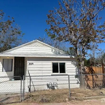 Buy this 2 bed house on 321 Adeline Street in Maricopa, Kern County