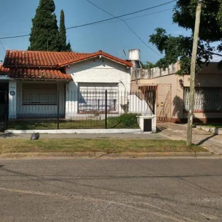 Buy this 2 bed house on Roque Sáenz Peña 302 in José Mármol, Argentina