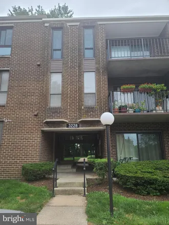 Buy this 3 bed condo on M&T Bank in Spartan Road, Olney
