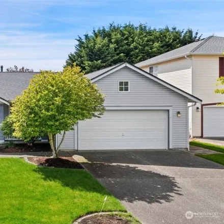 Buy this 3 bed house on 24319 118th Avenue Southeast in Kent, WA 98030