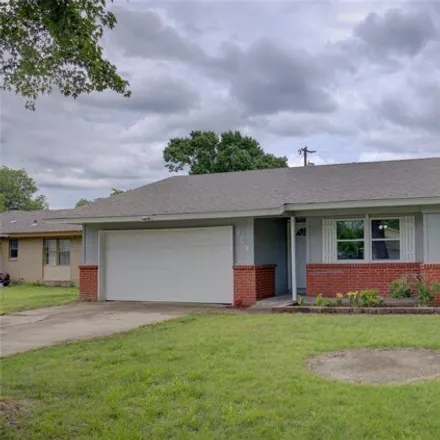 Buy this 3 bed house on 363 South 192nd East Avenue in Tulsa, OK 74108
