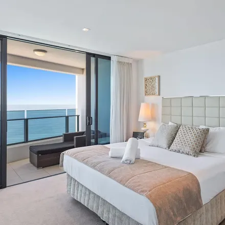 Rent this 3 bed apartment on Surfers Paradise QLD 4217