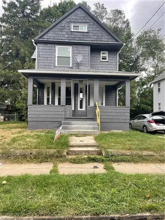 Buy this 4 bed house on 1187 Florida Avenue in Akron, OH 44314