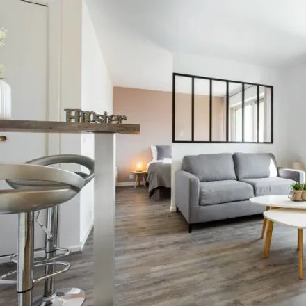 Rent this studio apartment on 58 Quai de Jemmapes in 75010 Paris, France