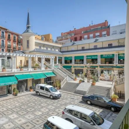 Image 5 - Madrid, Rastro Market, Calle de las Maldonadas, 28005 Madrid - Apartment for rent