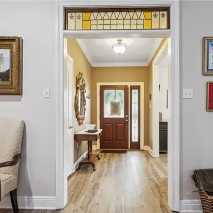 Image 2 - 5714 Vicksburg Street, Lakeview, New Orleans, LA 70124, USA - House for sale