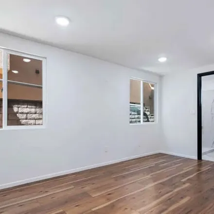 Rent this 7 bed apartment on 1315 17th Street in Manhattan Beach, CA 90266