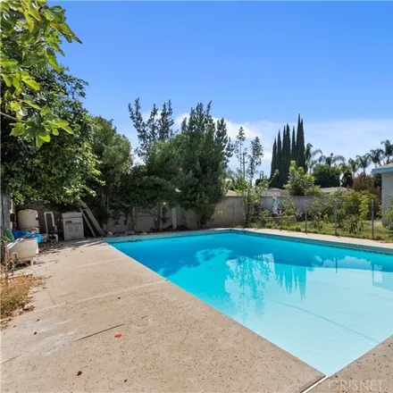 Image 1 - 19218 Malden Street, Los Angeles, CA 91324, USA - House for sale
