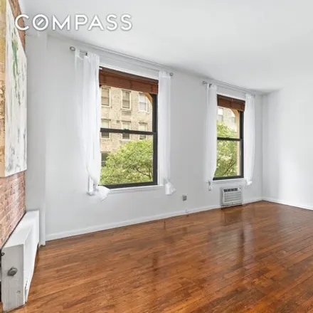 Rent this studio house on 59 East 74th Street in New York, NY 10021