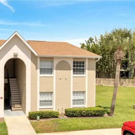 Buy this 2 bed condo on 4425 Hector Court in Orlando, FL 32822
