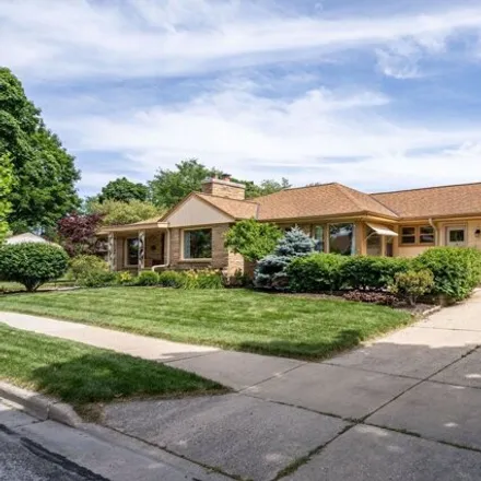 Image 1 - 7413 Portland Ave, Wauwatosa, Wisconsin, 53213 - House for sale