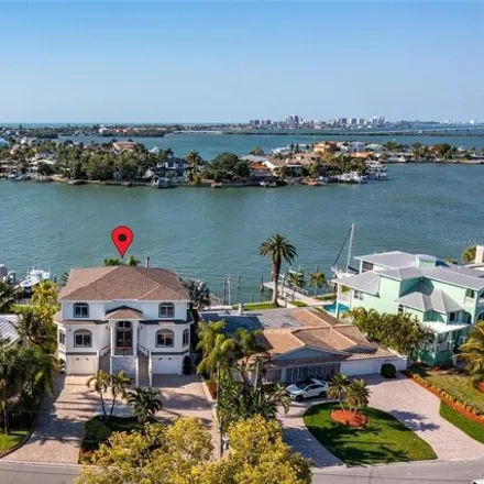 Buy this 7 bed house on 486 Harbor Drive South in Indian Rocks Beach, Pinellas County