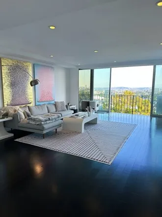 Rent this studio condo on Doheny Plaza in 818 North Doheny Drive, West Hollywood