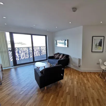 Image 5 - East Thames House, 129 Leven Road, London, E14 0LL, United Kingdom - Apartment for rent