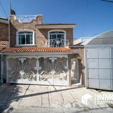 Buy this 4 bed house on Calle Loma Mojada in 45402 Tonalá, JAL
