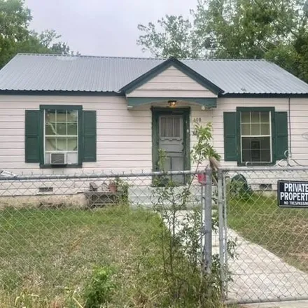 Buy this 2 bed house on 511 South Western Avenue in Lampasas, TX 76550