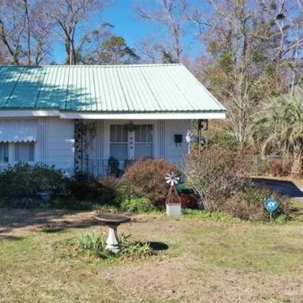 Buy this 3 bed house on 614 South Carney Street in Atmore, Escambia County