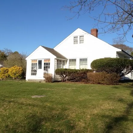 Image 1 - 16 Bishop Avenue, Westhampton, Suffolk County, NY 11977, USA - House for rent