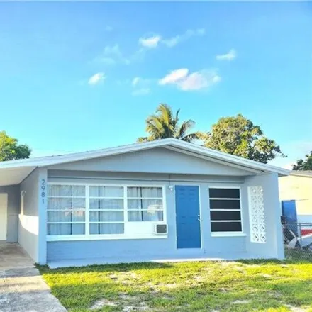 Buy this 4 bed house on 2981 Market Street in Fort Myers, FL 33916