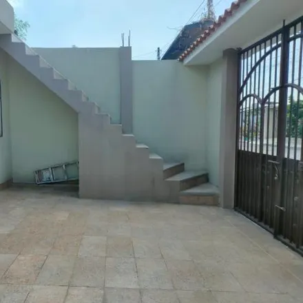 Buy this 2 bed house on 4 Callejon 20 B NE in 090701, Guayaquil
