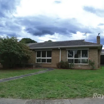 Image 3 - 74 Chancellor Drive, Wheelers Hill VIC 3150, Australia - Apartment for rent