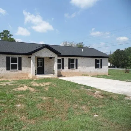 Buy this 3 bed house on 107 Ohio Avenue Southeast in Hanceville, AL 35077